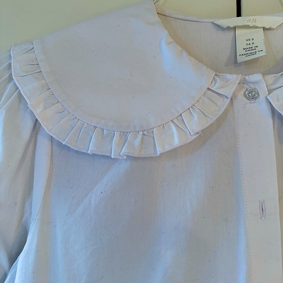 H&M White Ruffled Collar Shirt - Women’s Size Small - Picture 2 of 6
